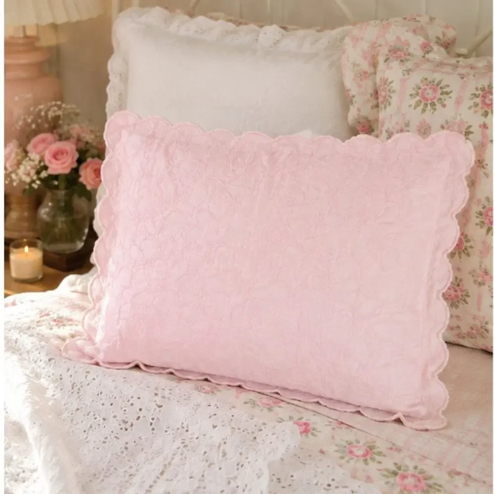 VNT Columbine Cody Pillow Sham 21x28 Pink Floral Scalloped Cottagecore Coquette
